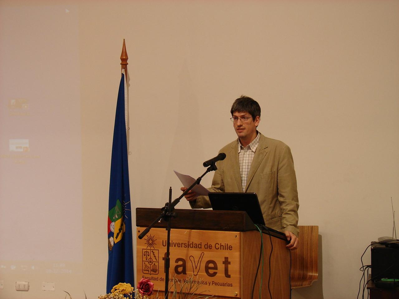 Su visita fue organizada por el Vicepresidente de Encuentros ChileGlobal y docente de la Facultad de Ciencias Veterinarias y Pecuarias, Luis Pablo Hervé.